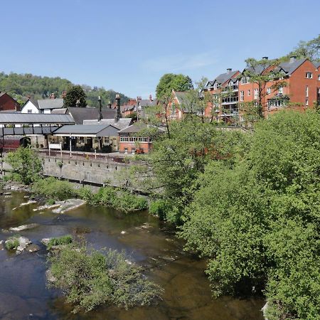 Villa Westoe Hideaway Llangollen Exterior foto